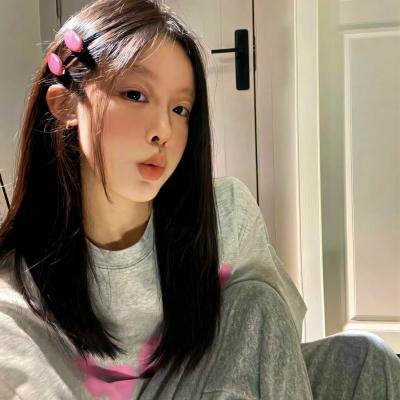 草裙诱春